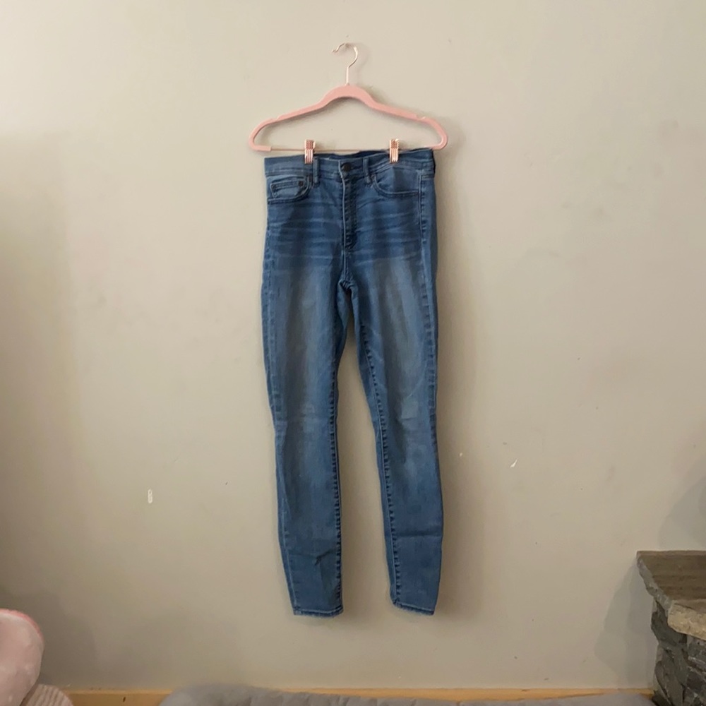 Gap high rise skinny leg light denim jean